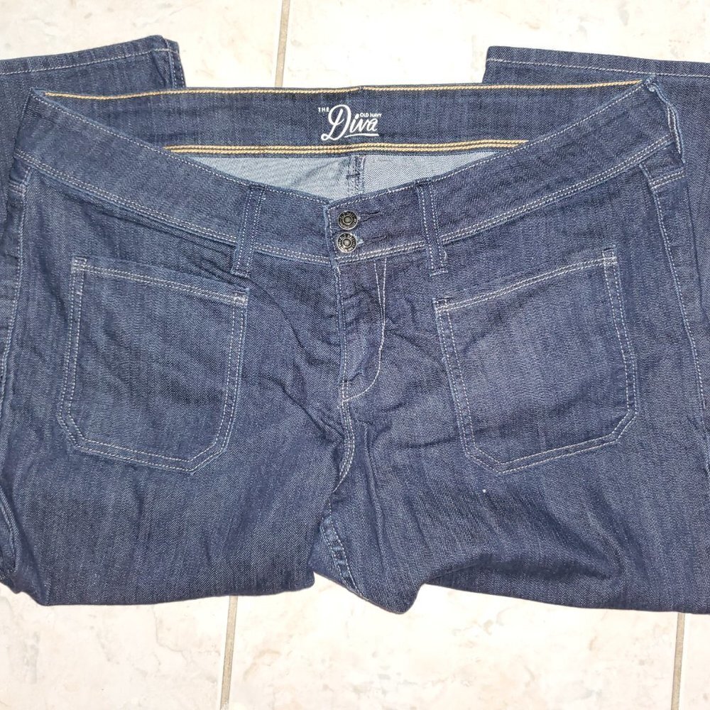Old Navy Diva Jeans~ Cut front pockets - Picture 4 of 7
